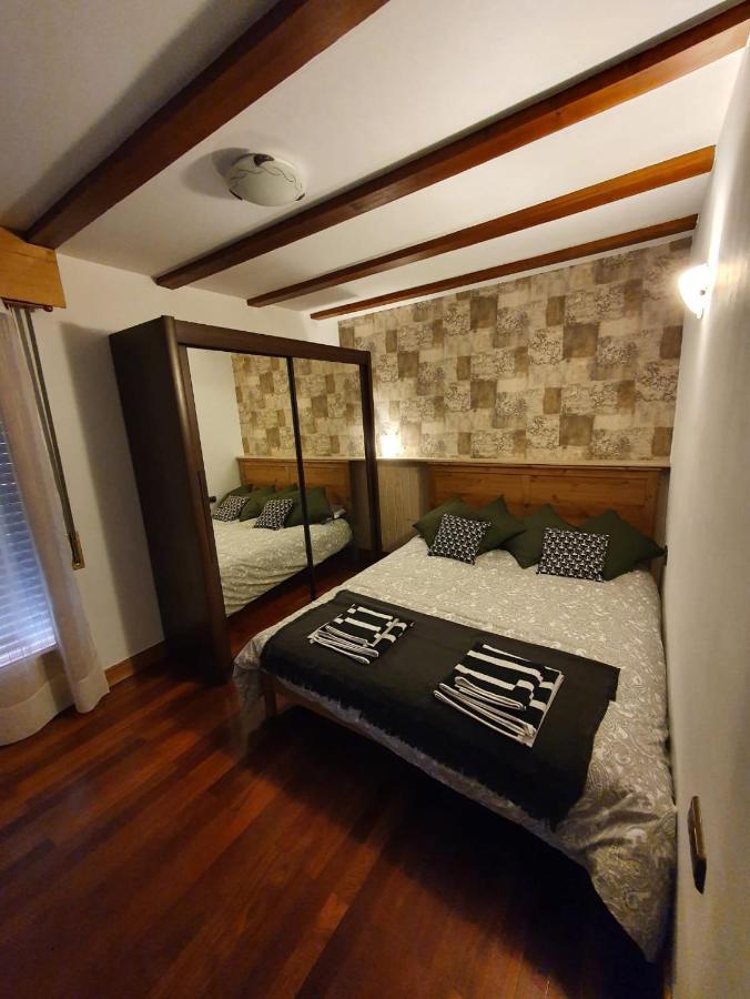 Gernika Urdaibai Apartment Bagian luar foto