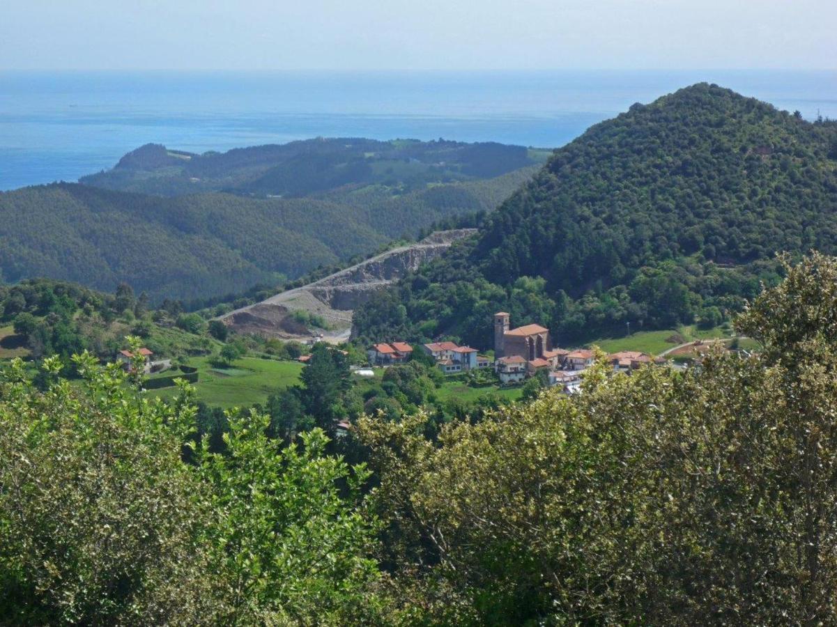 Gernika Urdaibai Apartment Bagian luar foto